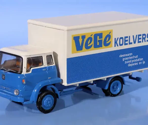 INT.Brekina 87.Bedford VéGé