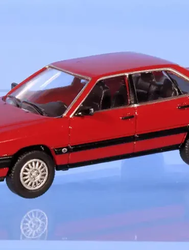 INT.PCX87.Audi 100 (C3)(1)