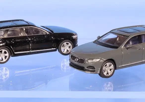 INT.PCX87.Volvo V90)(1)