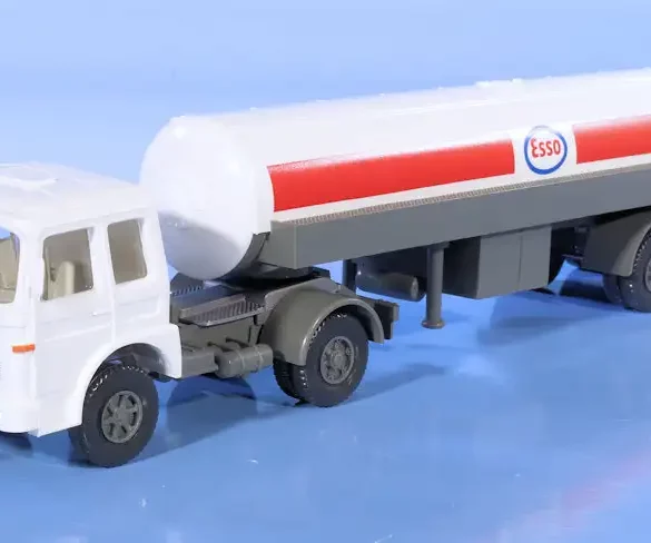 INT.Wiking 87.MAN F7 Esso