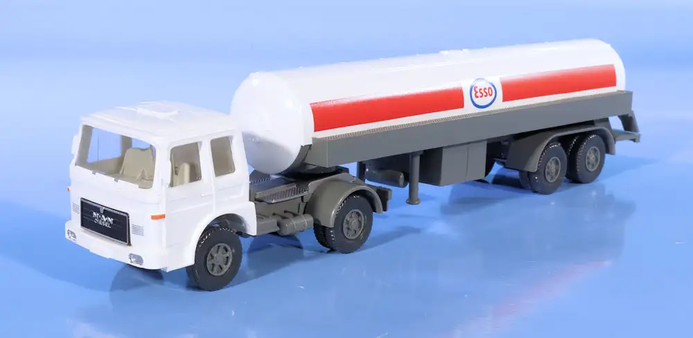 INT.Wiking 87.MAN F7 Esso