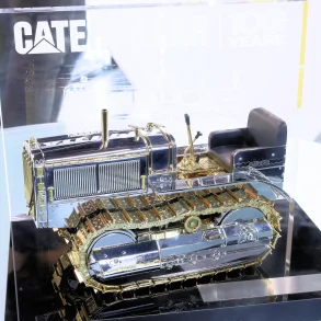 116 Diecast Masters Caterpillar Twenty Centennial Model