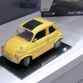 118 Cobi Fiat 500