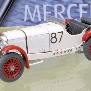 132 Revell Mercedes Benz SSKL