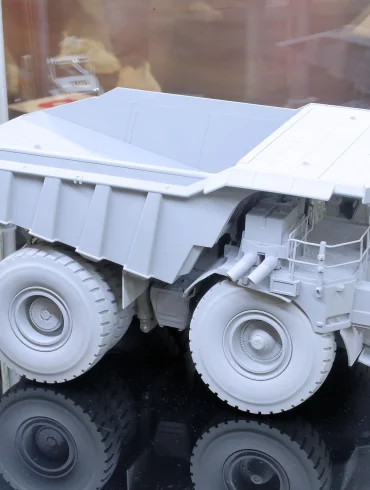 150 Diecast Masters Cat 785 Mining Truck