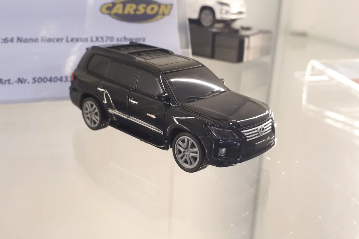 1;64 Carson Lexus LX 1