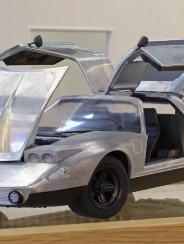 18Norev Mercedes Benz C111