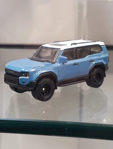 3 inch Hot Wheels Toyota Land Cruiser
