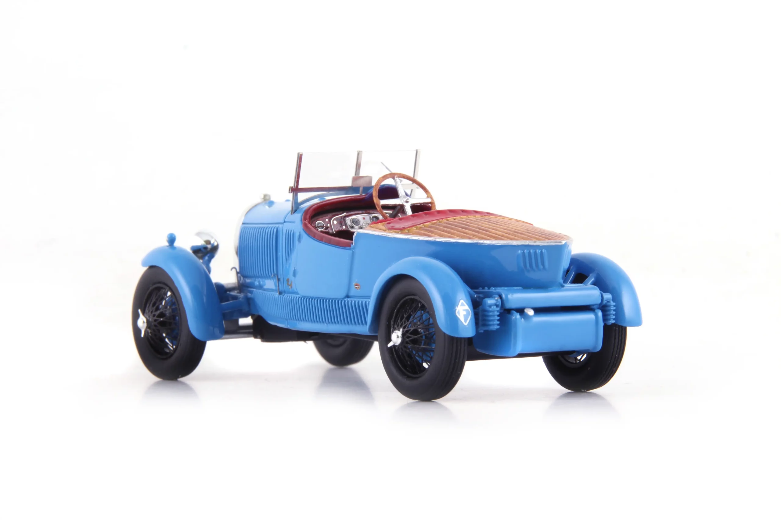 43AutoCult Bugatti Type 40 Boattail Speedster lh 5184x3456 300dpi q12
