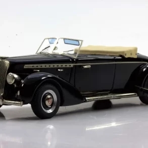 43Autopioneer OpelAdmiralSportCabriolet1938 13open (2)