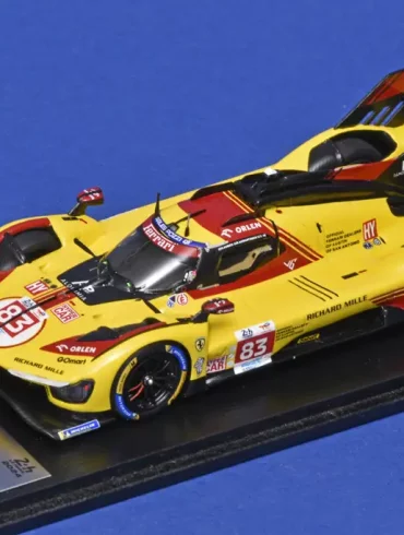 43Looksmart Ferrari 499P LM 2024 Kubica+Ye+Shwartzman 3