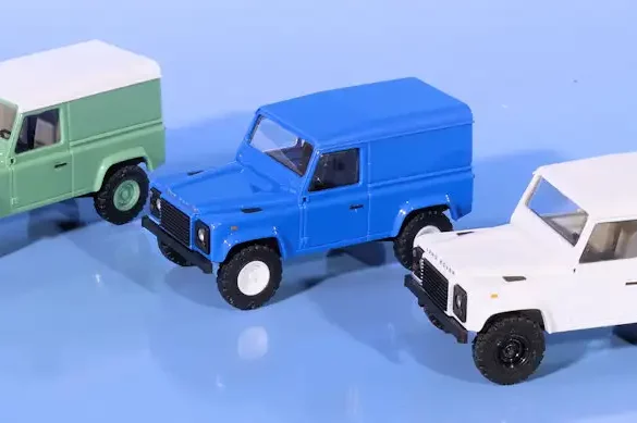 INT.Busch 87.LaRo Defender 90(1)