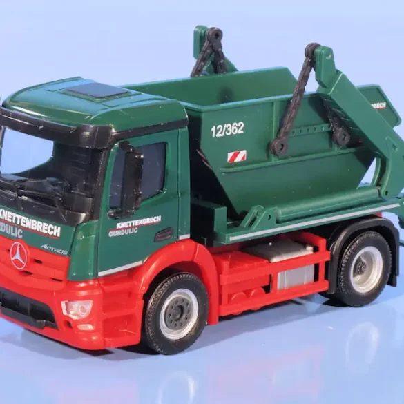 INT.Herpa 87.MB Actros S Knettenbrech Gurdulic(1)
