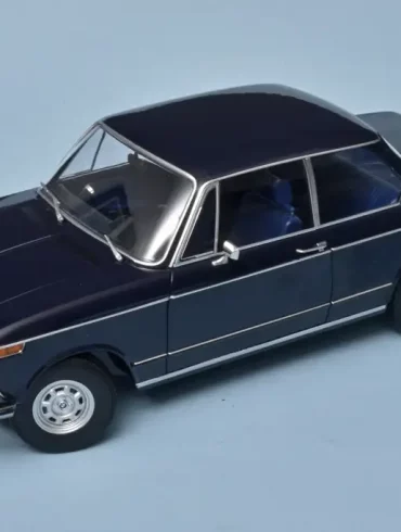 12KK Scale BMW 1602 1