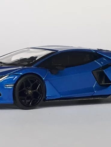 1;64 Mini GT Lamborghini Revuelto 1