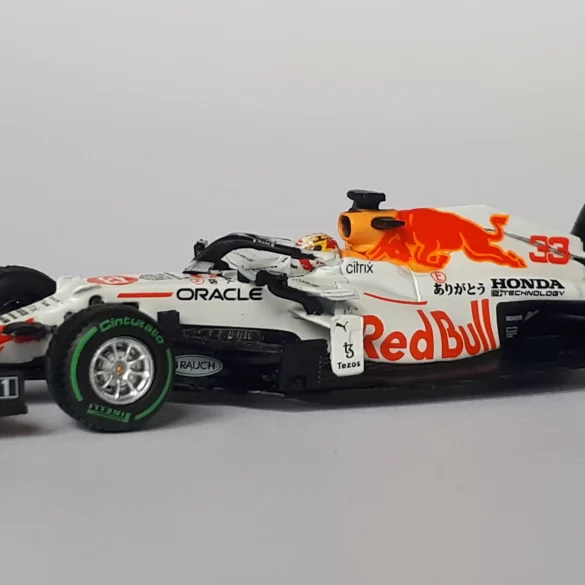 1;64 Mini GT Red Bull RB16B 1