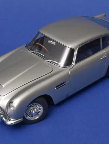 18AA Aston Martin DB5 1964 1