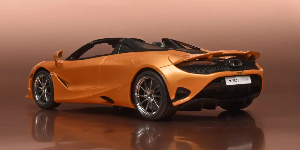 18GTspirit McLaren 750S Spider 2
