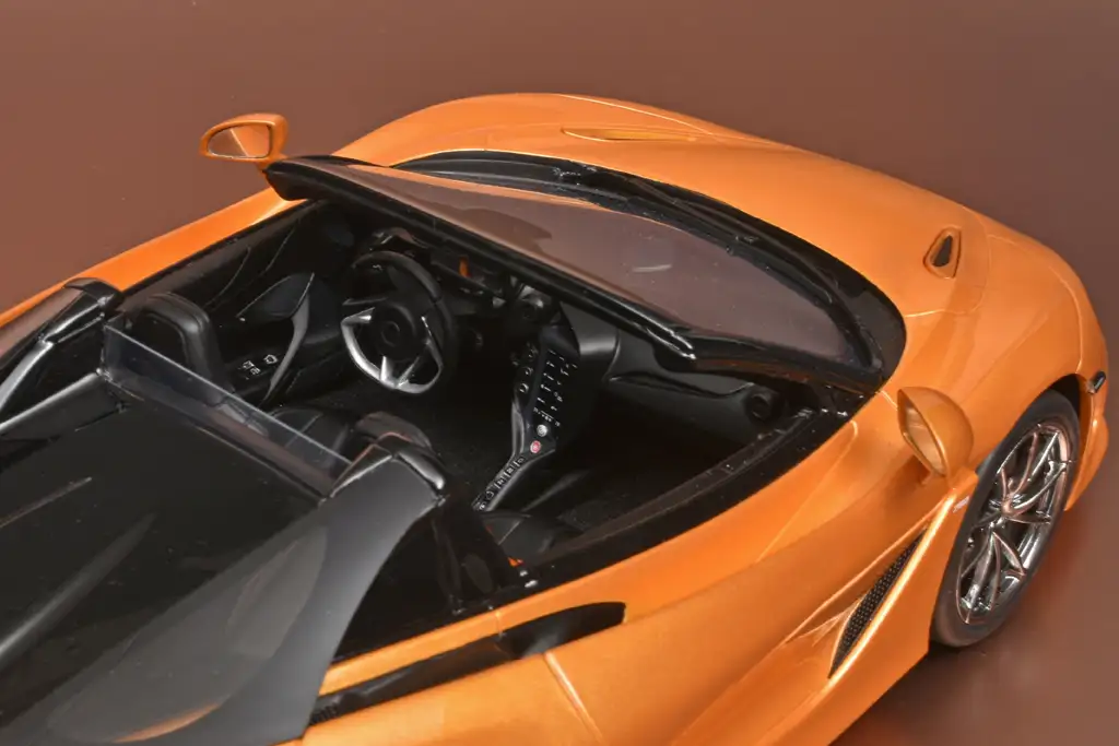 18GTspirit McLaren 750S Spider 3