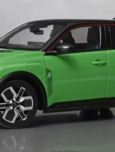 18norev Renault 5 E Tech 2024 4