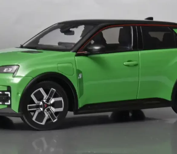 18norev Renault 5 E Tech 2024 4