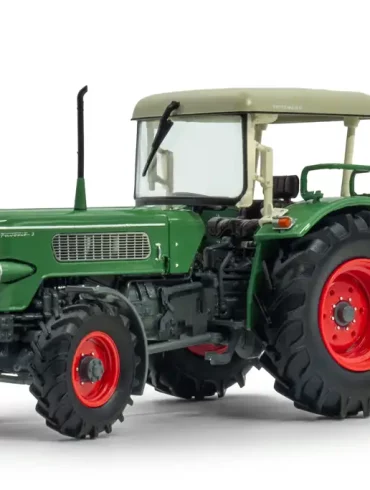 32Ros Fendt Favorit 3 4WD 1