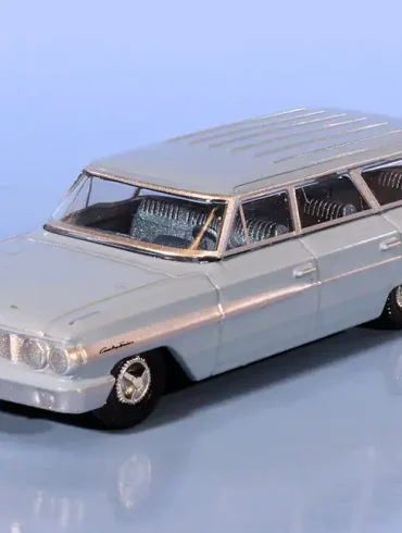 INT.Oxford Diecast 87.Ford Country Sedan (1964)(1)