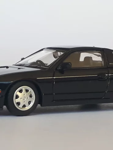 1;64 Inno64 Nissan 180SX 1