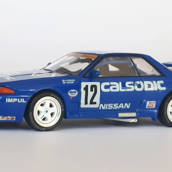 1;64 Pop Race Nissan Skyline GT R 1