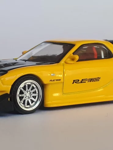 1;64 Pop Race Ɛ̃fini RX 7 1