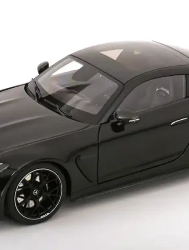 18NZG Mercedes AMG GT 63 4Matic+ 1