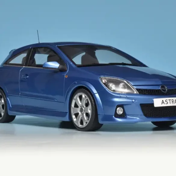 18OttOm Opel Astra OPC Coupé 2006 1