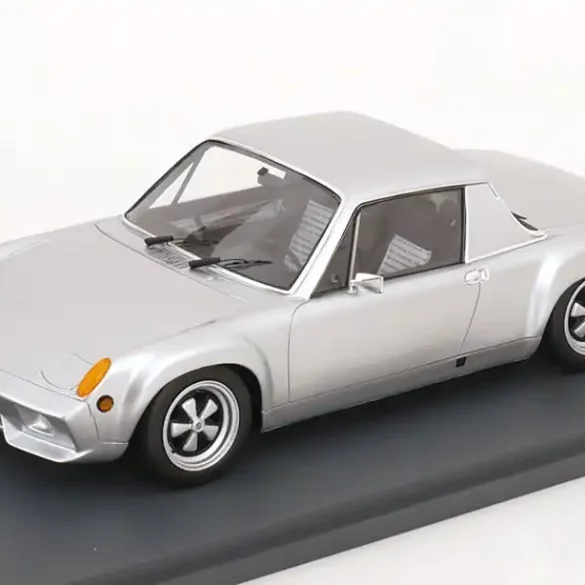 18Schuco Pro.R Porsche 916 1972 1