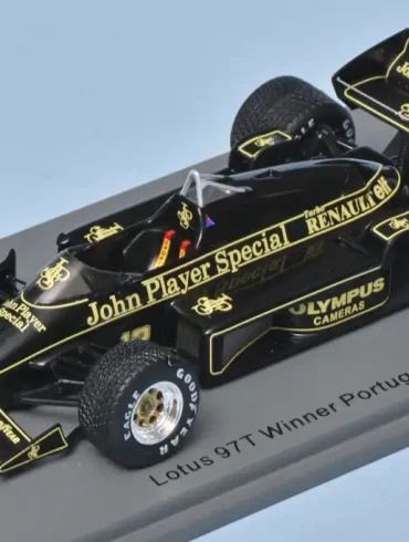 43spark Lotus 97T 1985 Senna eerste win 1
