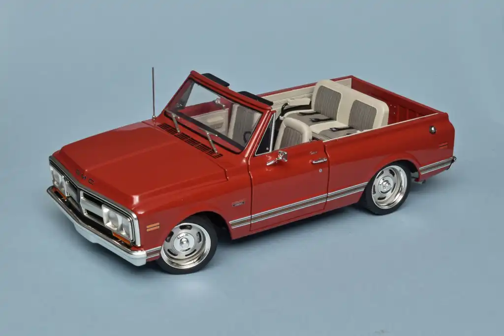18AcmeD GMC Jimmy custom 1970 1