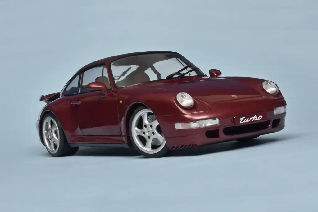 18solido Porsche 911 (993) Turbo 1997 1