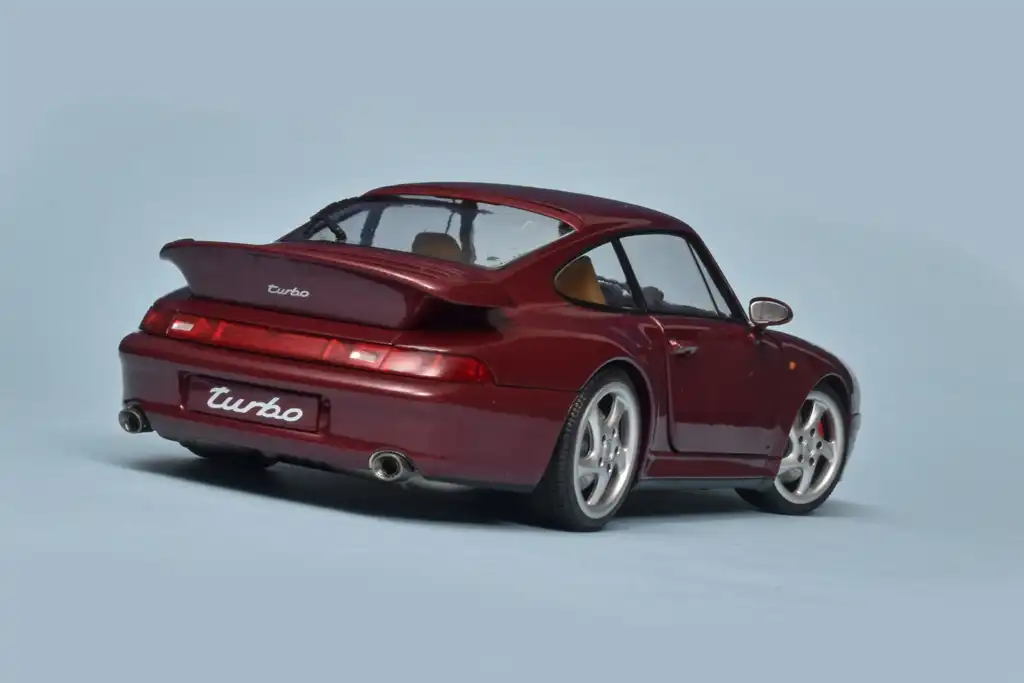 18solido Porsche 911 (993) Turbo 1997 2