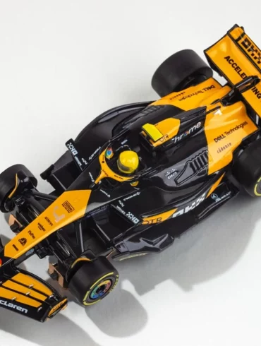 AFX Mega G McLaren F1 MCL38 4 AU 2024 HO slot car 1