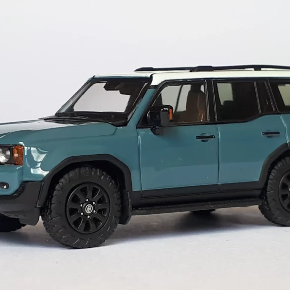 1;64 Hobby Japan Toyota Land Cruiser First Edition 1