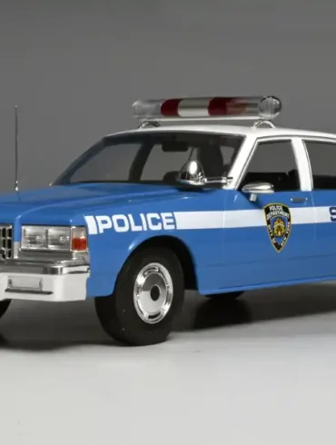 18MCG Chevrolet Caprice NYPD 1987 1
