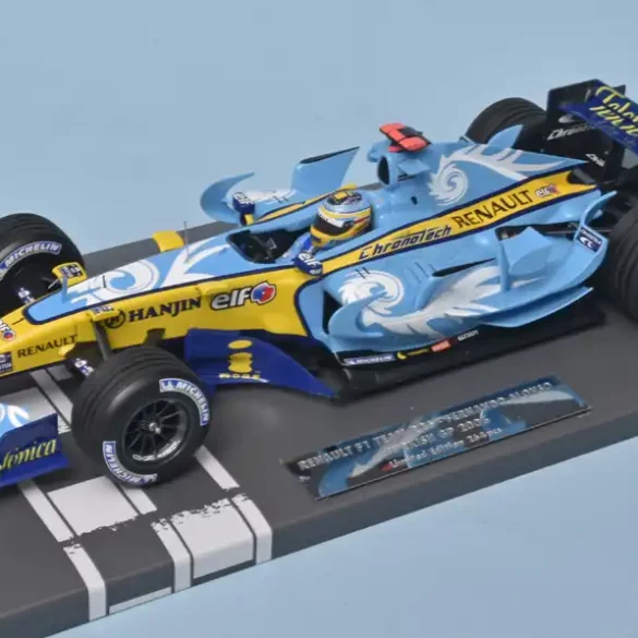 18minic Renault R26 2006 Alonso Wkamp 1