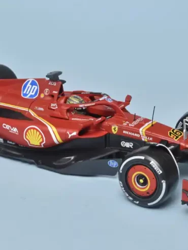 18Bburago Ferrari SF 24 winnaar Monza 2024 Leclerc 1