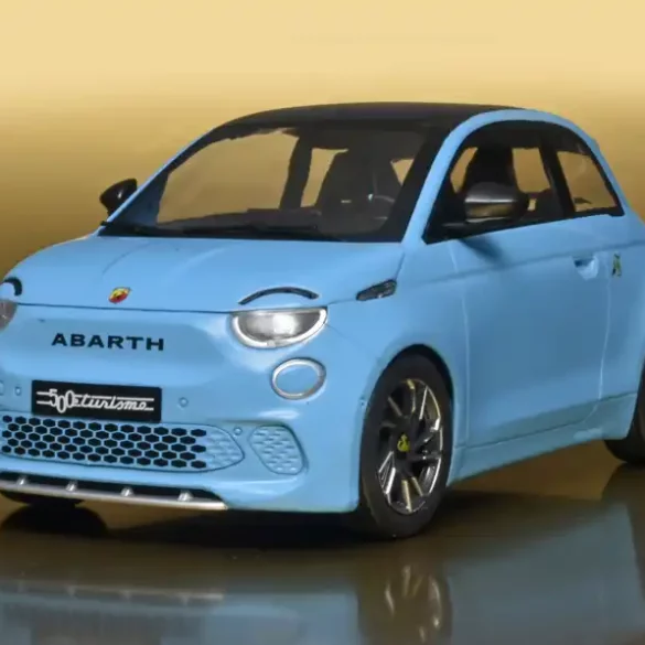18MCG Fiat 500e Abarth 2024 1