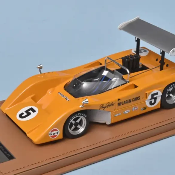 18Tecnomodel McLaren M8B CanAm 1969 Hume 1