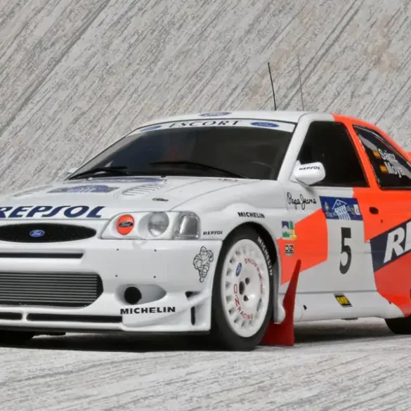 18ixo Ford Escort WRC 1997 1
