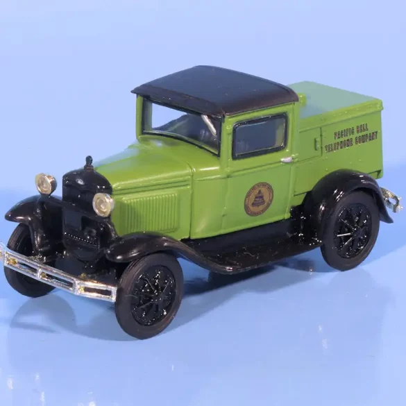 INT.Athearn 87.Ford A Pacific Bell(1)