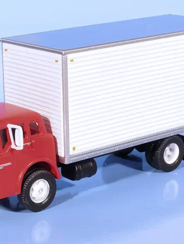 INT.Athearn 87.Ford C series(1)