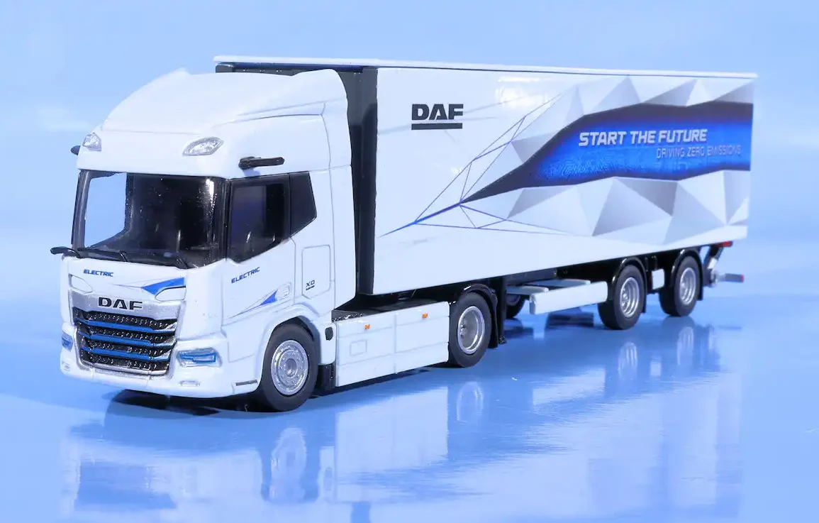INT.Holland Oto 87.DAF Xd Electric(1)