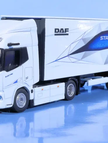 INT.Holland Oto 87.DAF Xd Electric(1)