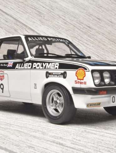 18MCG Ford Escort MKII RS2000 WRC 1976 1